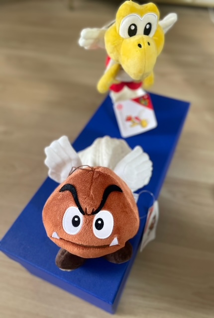 Peluche Super Mario Bros Goomba - Peluche Universe